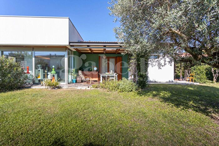 Casa con 7 locali in vendita in Via San Giovanni, San Vito Al Tagliamento