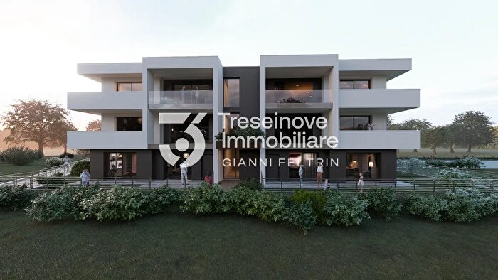 Appartamento quadrilocale in vendita in Via Cesare Battisti, Istrana