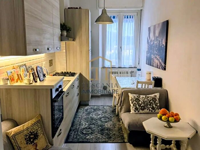 Appartamento trilocale in vendita in Colle Di Val DElsa