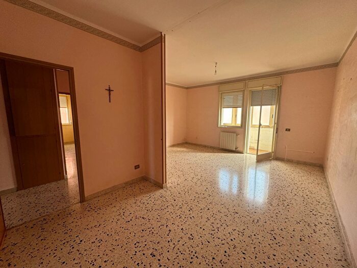 Appartamento quadrilocale in vendita in Via Omero, Trapani