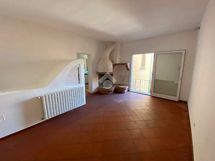 Appartamento quadrilocale in vendita in Via Cipolla, Imola