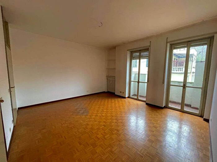 Appartamento quadrilocale in vendita in Via Ammiraglio Carlo Mirabello Tortona Alessandria, Tortona