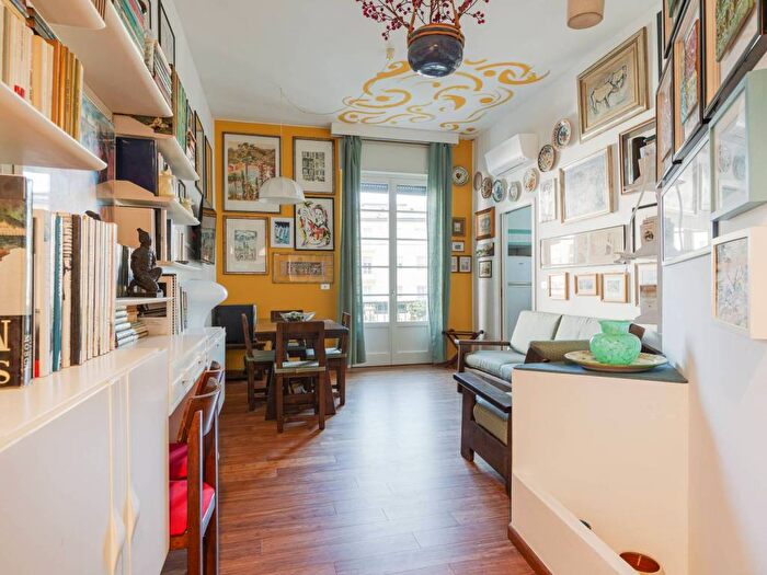 Appartamento trilocale in affitto in Piazza Carlo Donegani, Città Studi, Milano