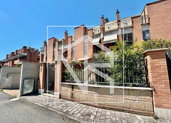 Casa con 5 locali in vendita in Via Don Tonino Bello, Roma