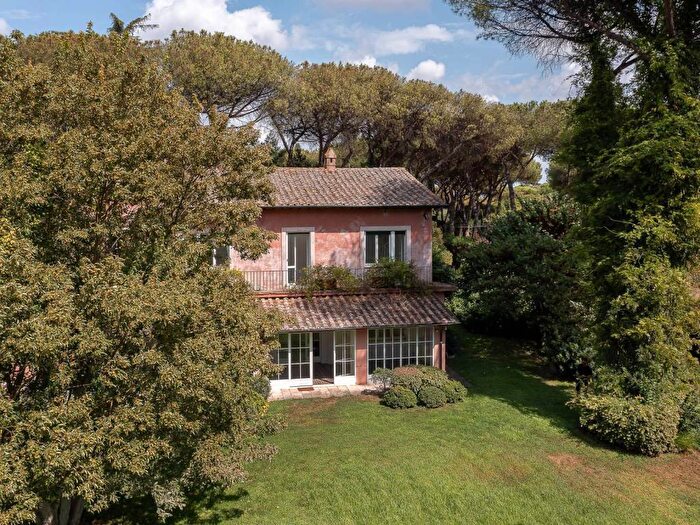 Casa con 6 locali in vendita in Via Trebazia, Appia Pignatelli, Roma