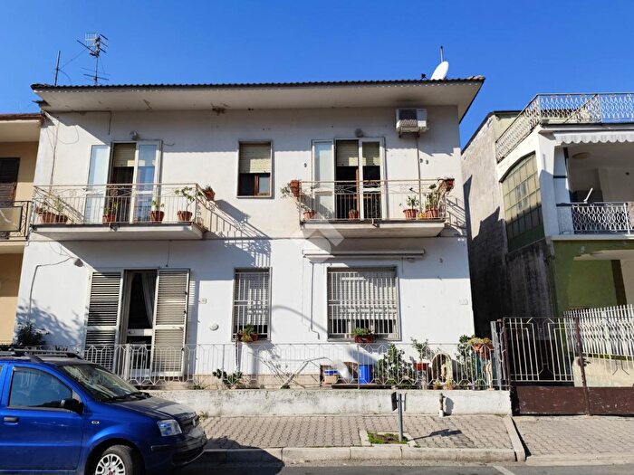 Appartamento trilocale in vendita in Corso Abatemarco, San Felice A Cancello