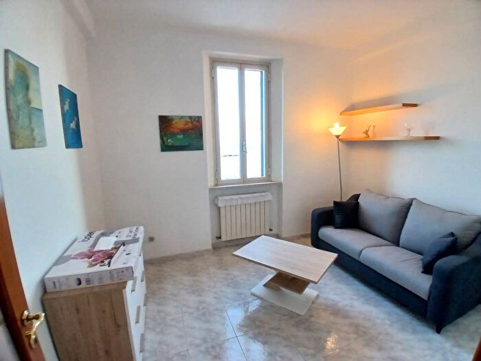Appartamento trilocale in affitto in Torrette, Ancona