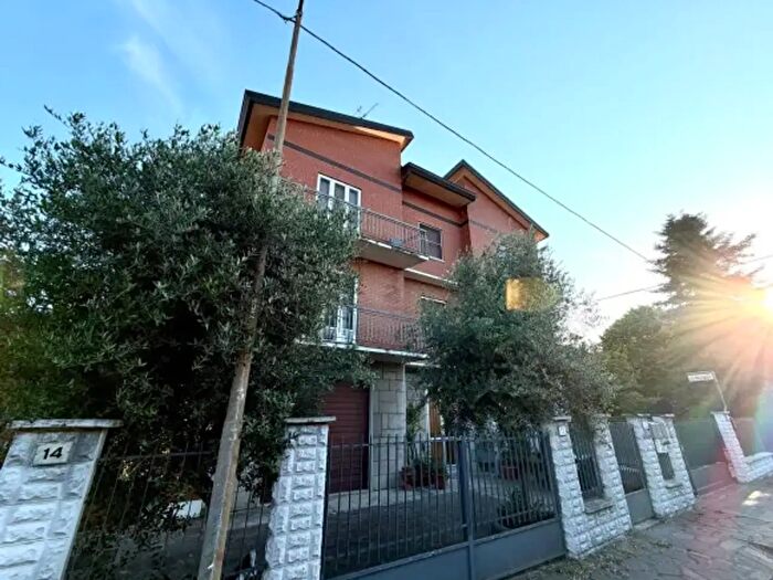 Appartamento trilocale in vendita in Via Guglielmo Pepe, Carpi