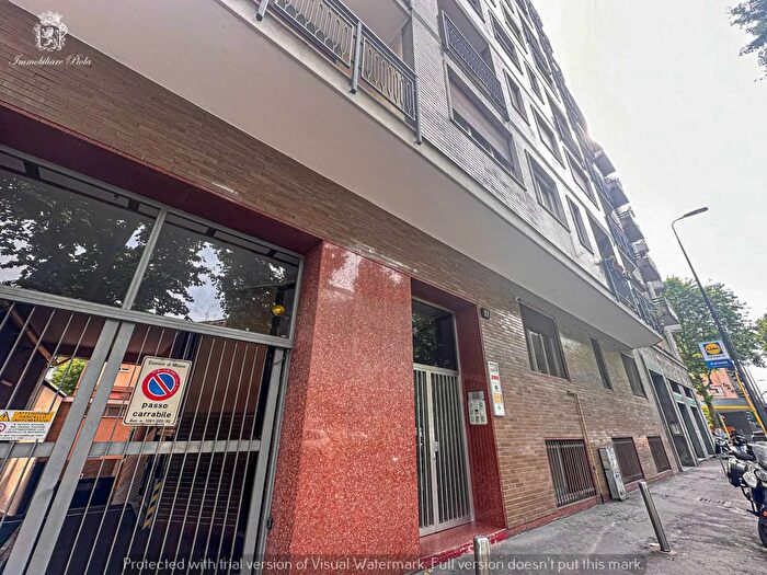 Appartamento trilocale in vendita in Piazzale Carlo Maciachini Milano, Milano