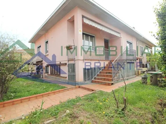 Casa quadrilocale in vendita in Via dei Mille, Somma Lombardo