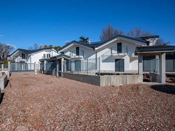 Casa con 6 locali in vendita in Strada Asilera a, Druento