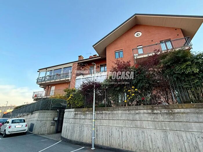 Appartamento trilocale in vendita in Via Villarbasse, Rivoli