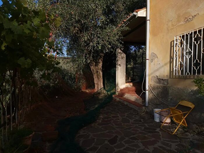 Casa con 6 locali in vendita in Via Giovanni Rossini, Vicopisano