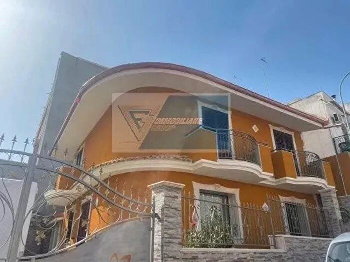 Casa con 5 locali in vendita in Noto