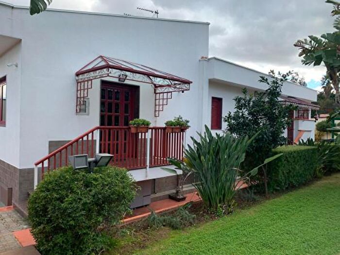 Casa con 6 locali in vendita in Viale Michelangelo, Palermo