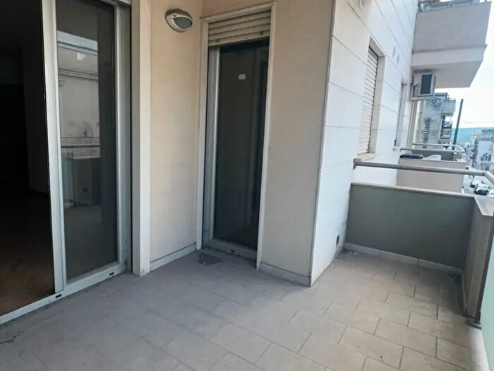 Appartamento con 5 locali in vendita in Gravina In Puglia