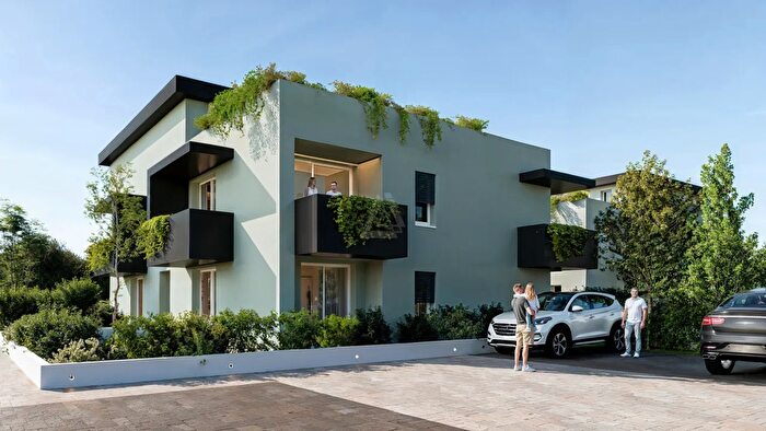 Appartamento quadrilocale in vendita in Via Alessandro Manzoni, Castelfranco Veneto