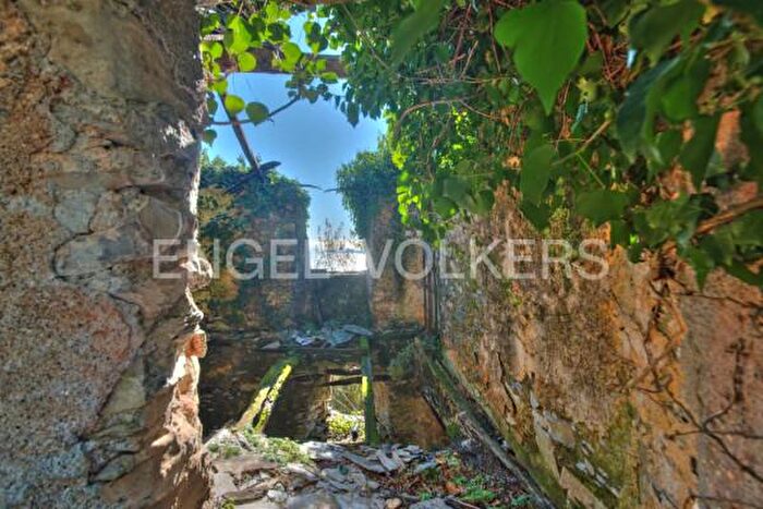 Casa quadrilocale in vendita in Via di Comega, Rapallo