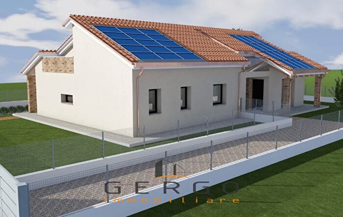 Case in Vendita e in Affitto - 3