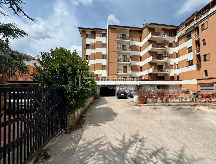 Appartamento quadrilocale in vendita in Via Nazionale, Mercogliano