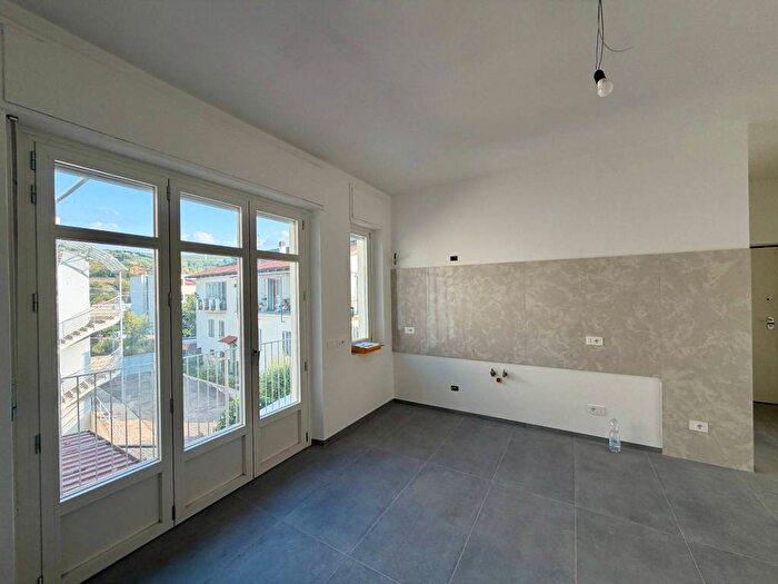 Appartamento trilocale in affitto in Via Sannino, Corso Langhe Moretta Corso Cortemilia, Alba