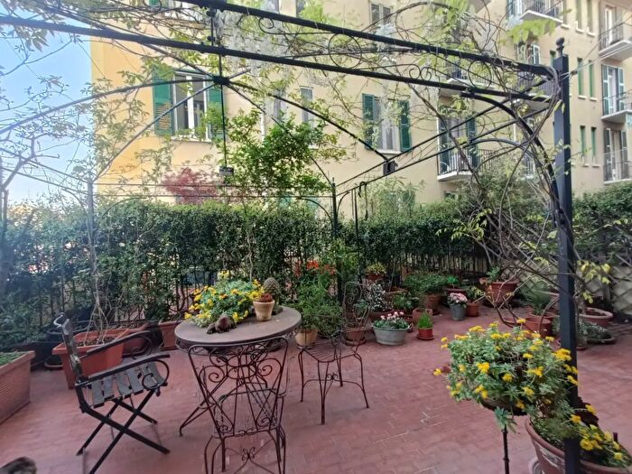 Appartamento bilocale in affitto in Via Meda, Milano