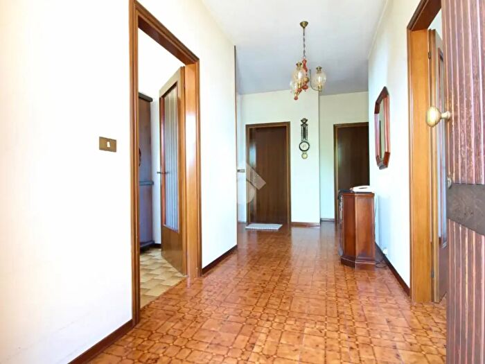 Casa con 5 locali in vendita in Monastier Di Treviso