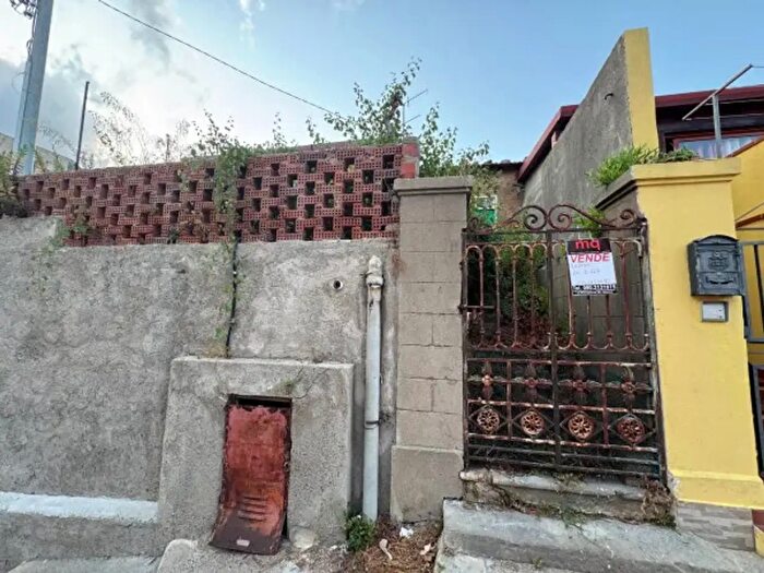 Casa trilocale in vendita in Via Sant'Antonio, Messina