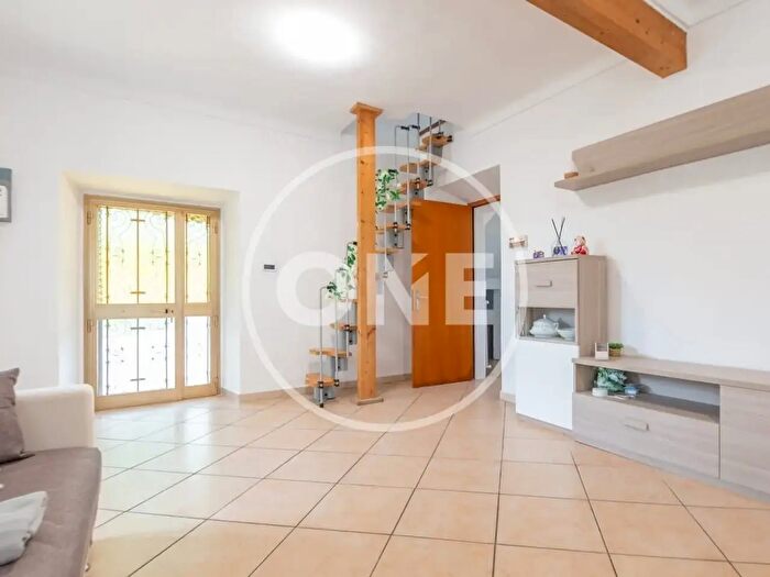Casa quadrilocale in vendita in Via dArcangelo, Roccamontepiano