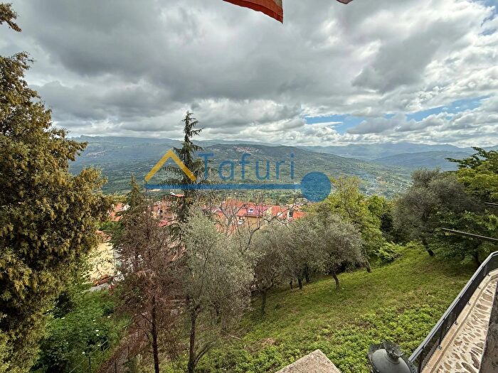 Appartamento in vendita in Via Noele, Castel San Lorenzo