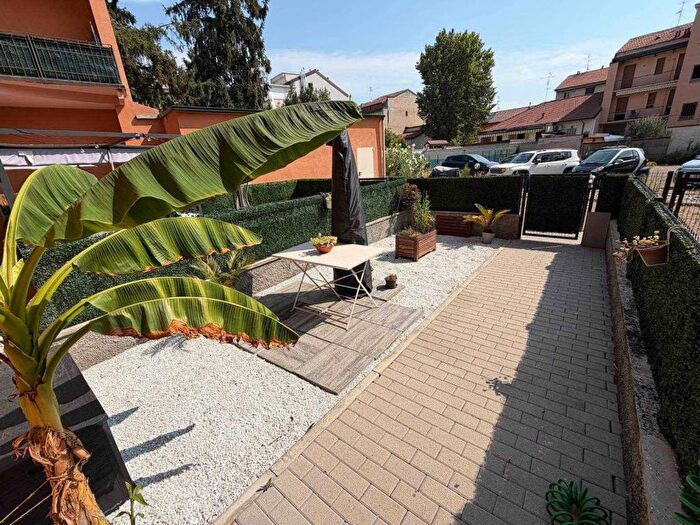 Appartamento bilocale in affitto in VIA RISMONDO, Baggio, Milano