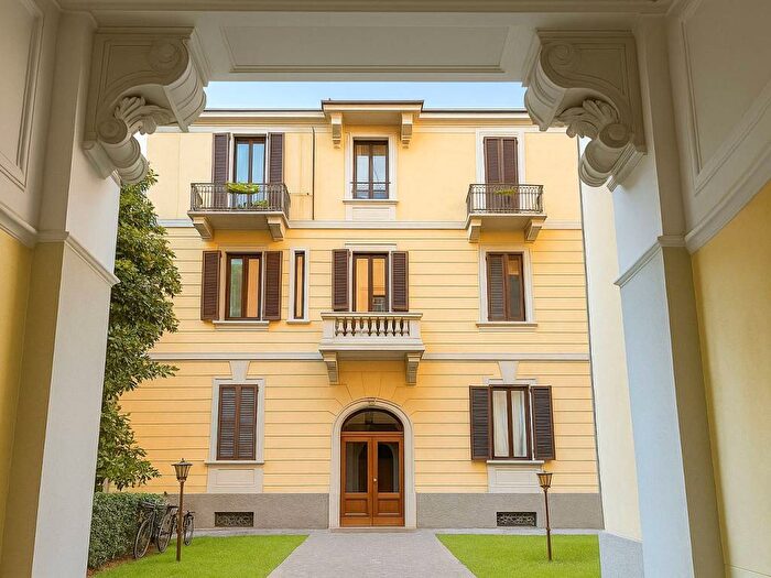 Appartamento monolocale in affitto in Viale Beatrice dEste, Quadronno Crocetta, Milano