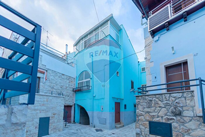 Casa trilocale in vendita in Via Chiasso Ninna, Casamassima