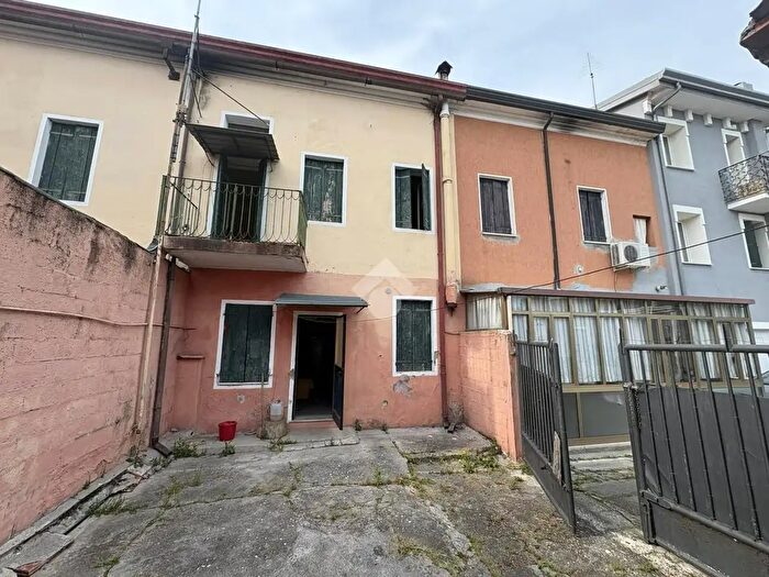 Casa trilocale in vendita in Via Gomiero, Villafranca Padovana