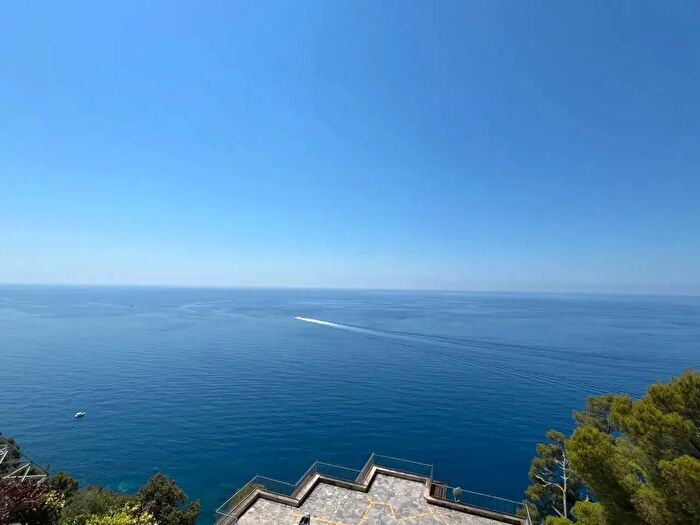 Appartamento trilocale in vendita in Tigullio Rocks, Chiavari