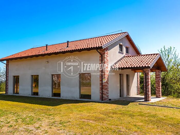 Casa trilocale in vendita in Via Cuneo, Fossano