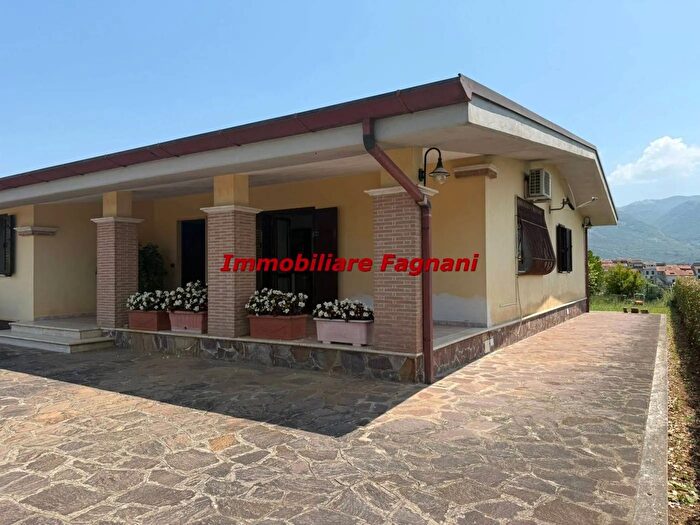 Casa con 5 locali in vendita in Cori, Cori