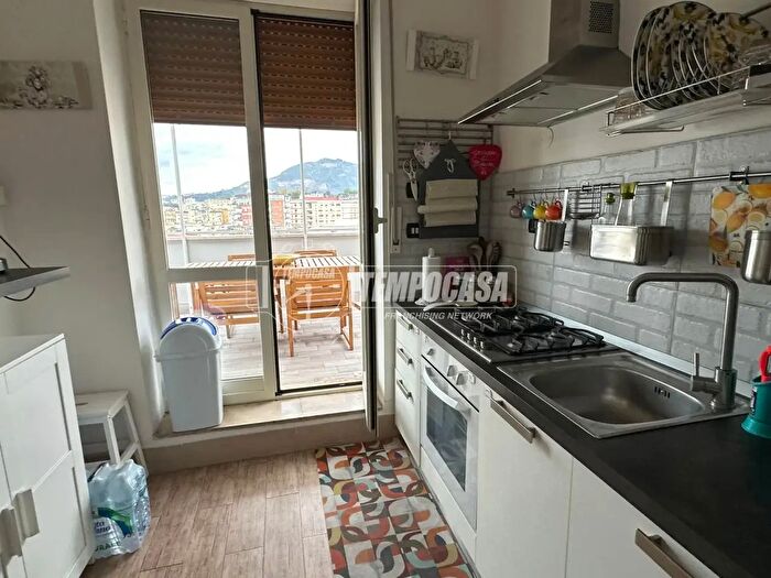 Appartamento bilocale in affitto in Via Lepanto, Napoli