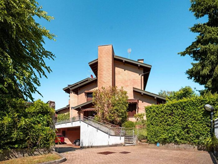 Casa con 5 locali in affitto in Via Monte Tabor, Masnago, Varese