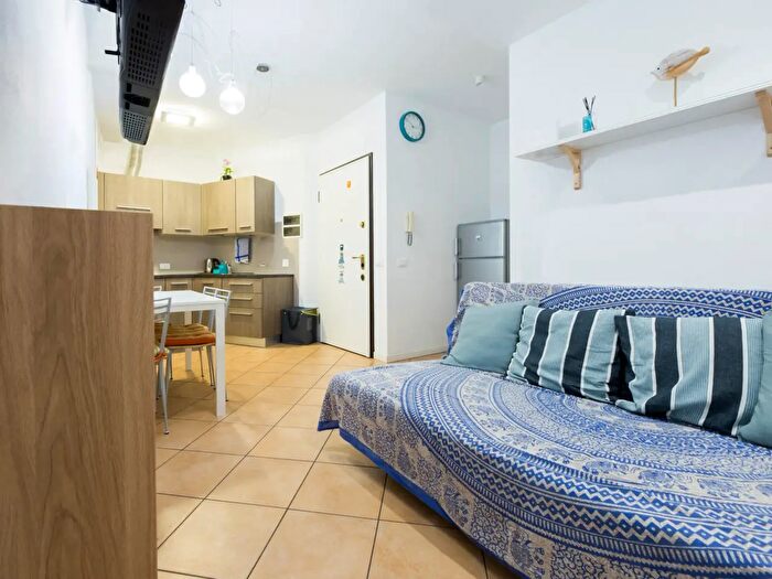 Appartamento trilocale in vendita in Via Felice Gazzolo, Genova