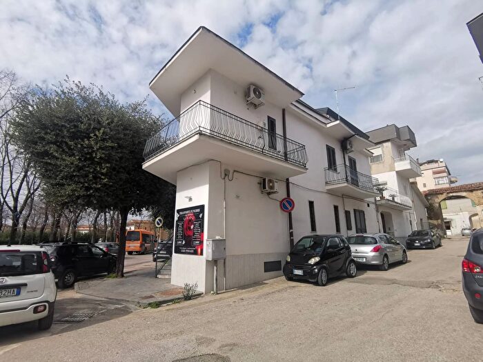 Appartamento quadrilocale in vendita in Vicolo Gianturco, San Nicola La Strada