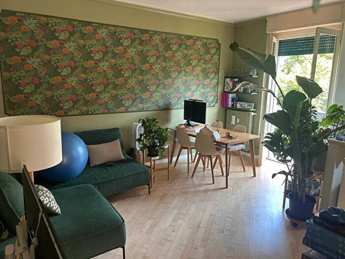 Appartamento bilocale in affitto in Via Ippolito Nievo, Sempione, Milano