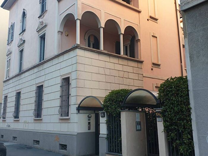 Appartamento bilocale in affitto in Via Savona, Solari, Milano