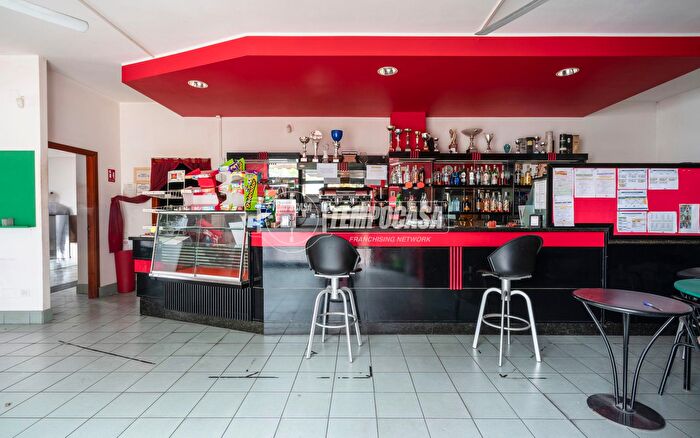 Appartamento in vendita in Via Giosuè Carducci, Castelraimondo