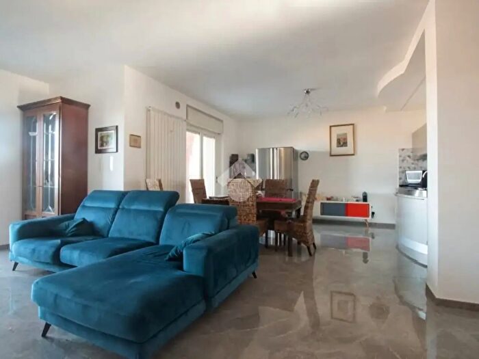 Appartamento quadrilocale in vendita in Via delle Rose, Termoli
