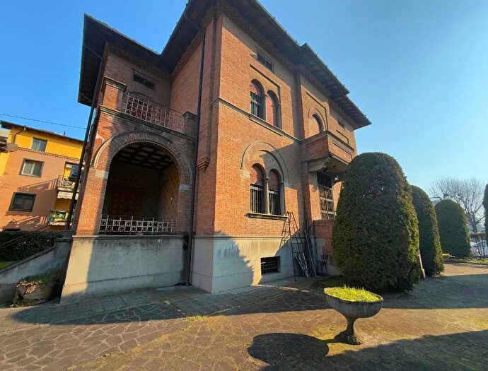 Case in Vendita e in Affitto - 2