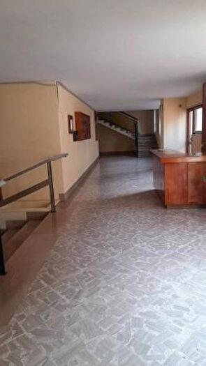 Appartamento con 5 locali in vendita in Via Marche, Taranto