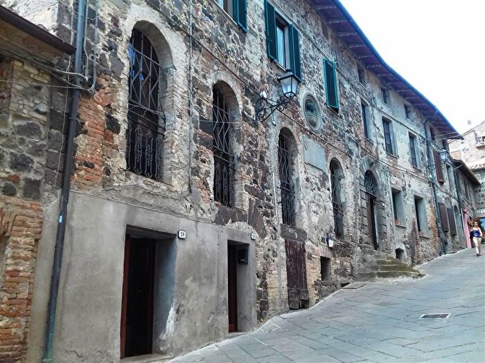 Appartamento con 5 locali in vendita in Radicofani