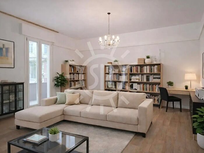 Appartamento con 5 locali in vendita in Via Borghi Mamo, Bologna