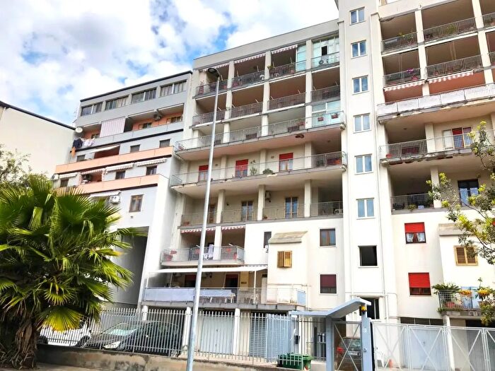 Appartamento con 5 locali in vendita in Via Amedeo Moscati, Salerno